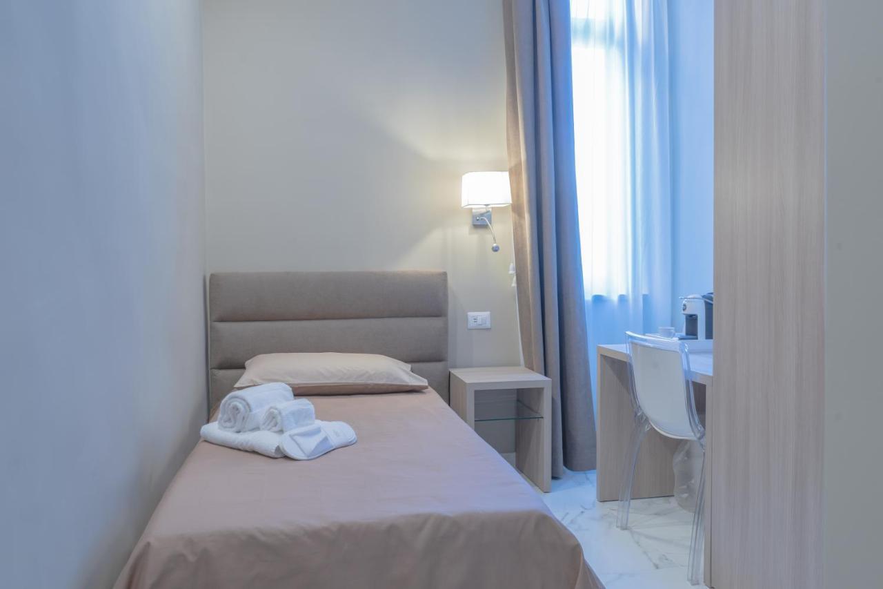 Le Suite Crotone Exteriör bild