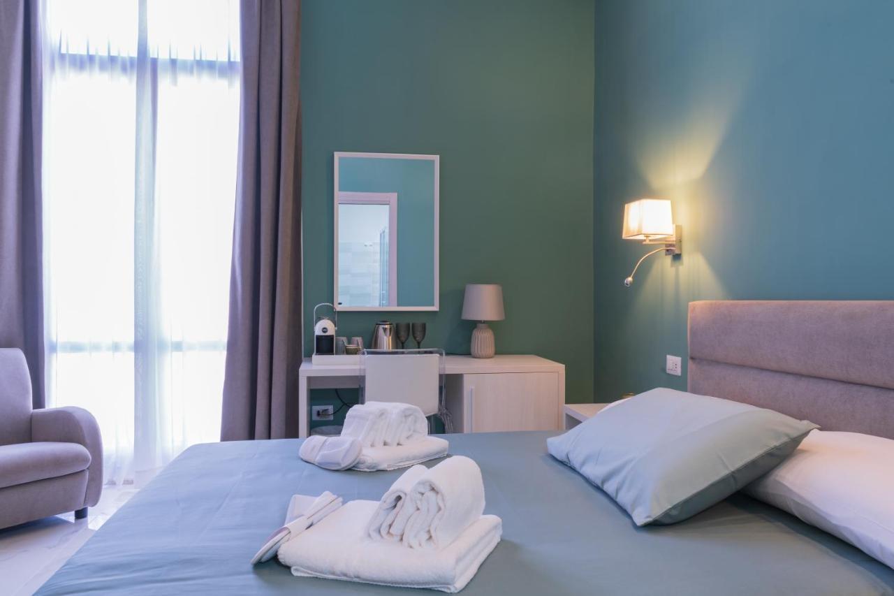 Le Suite Crotone Exteriör bild