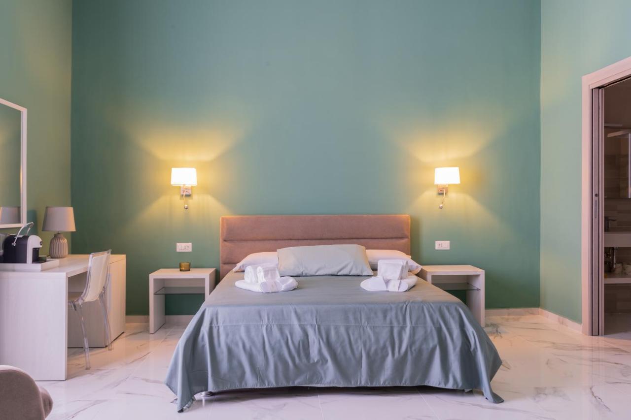 Le Suite Crotone Exteriör bild